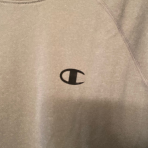 BNWT champion wicking tee large - Picture 2 of 7